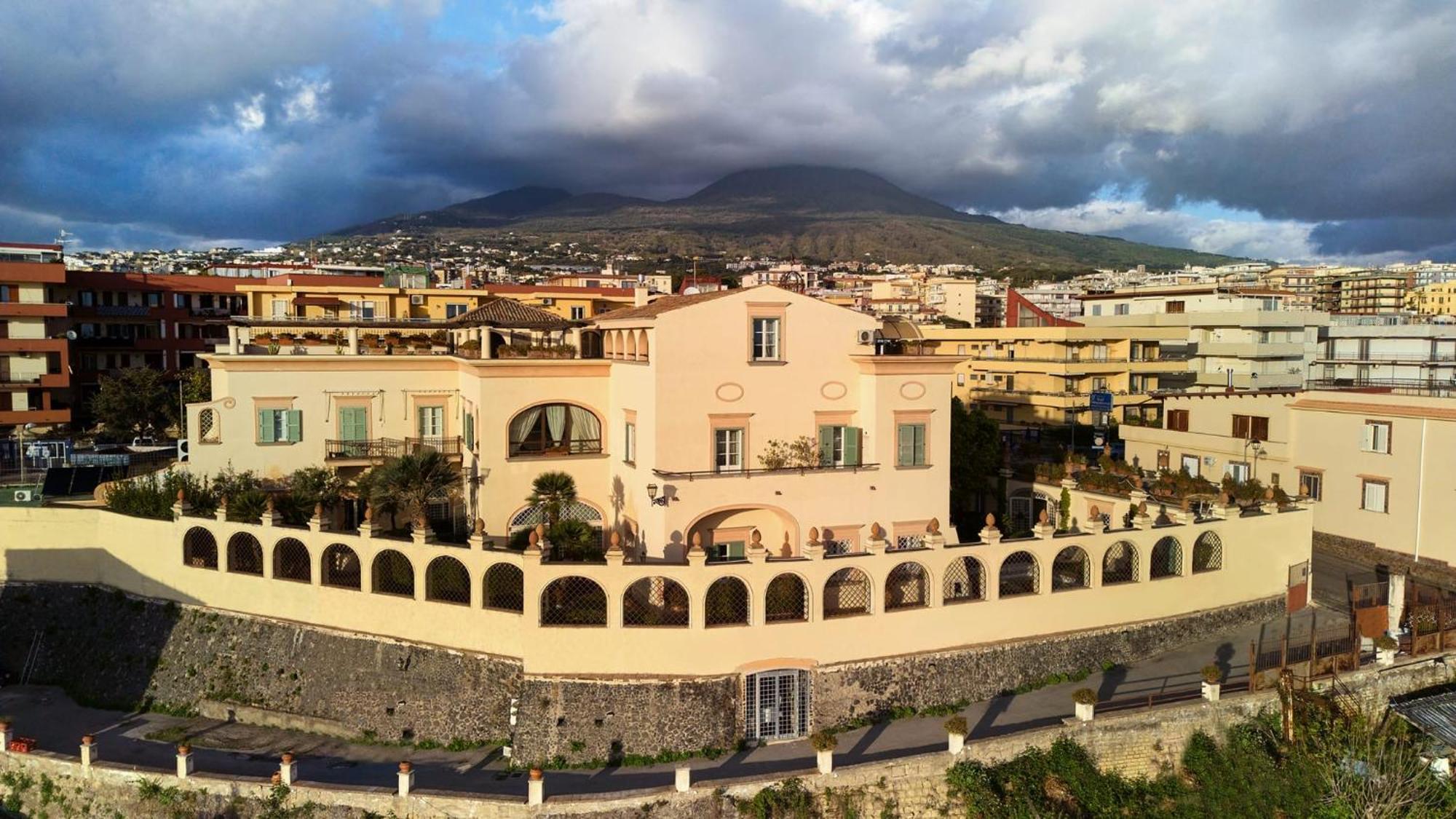 Casa Raiola Ercolano Luxury Rooms & Spa Exterior photo